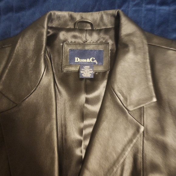 Women's new leather jacket - Picture 2 of 2